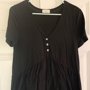 Anthropologie T. La Babydoll Button Tee